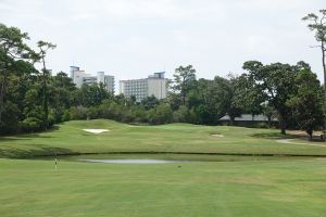 Pine Lakes 14th Approach